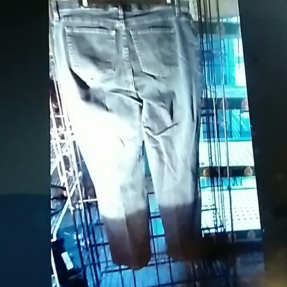 Jeans - Picture 3 of 3